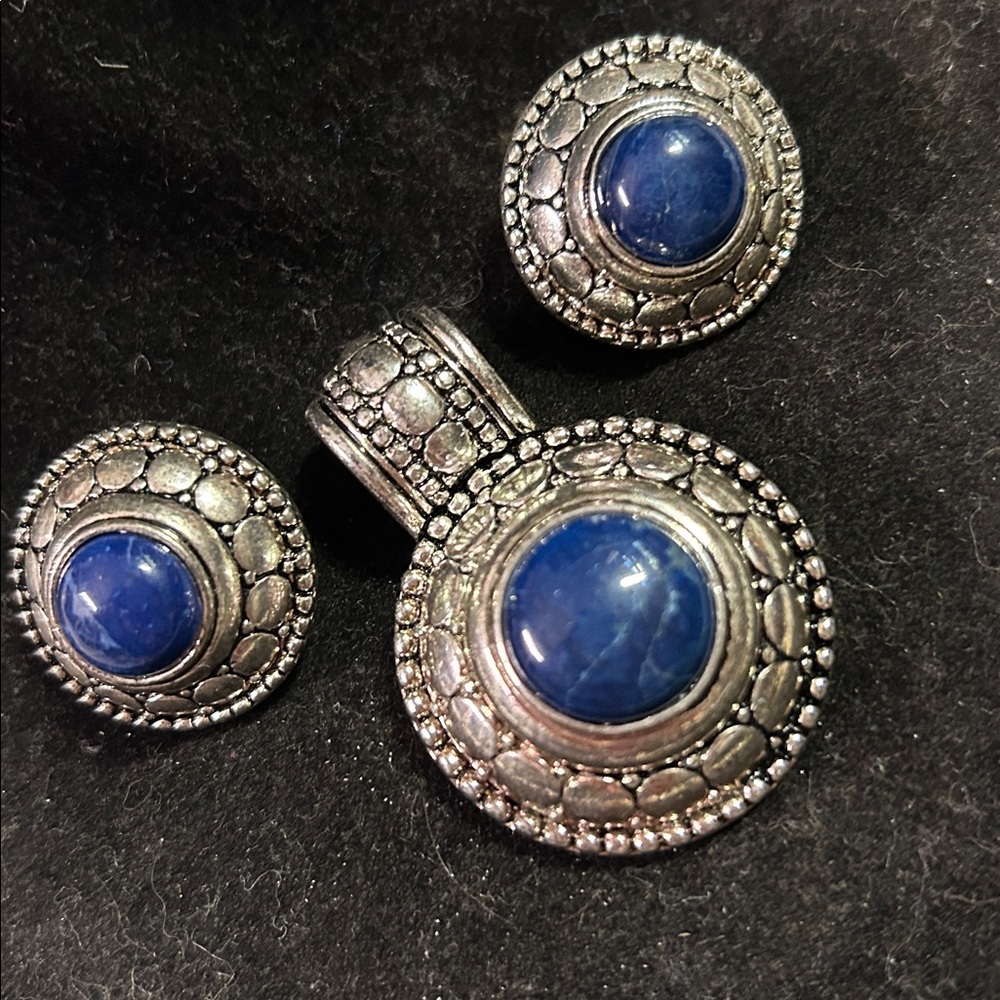 Vintage Kyanite & silver pendant &,matching earrings
